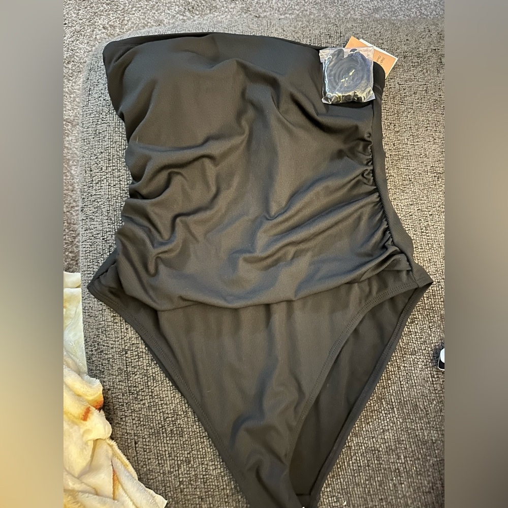 Shade & Shore Black One Piece Swimsuit